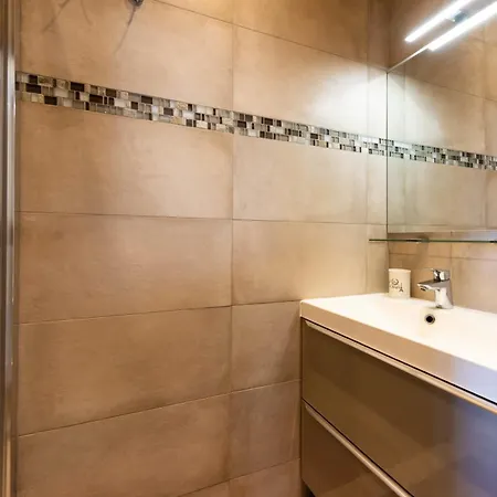 Appartement Downtown Walk To Beaches And Croisette *