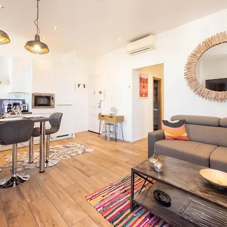 Downtown Walk To Beaches And Croisette Appartement Cannes